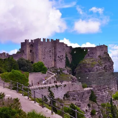 Apartment Sciariluna Trapani